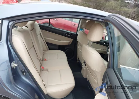 2017 Subaru Legacy 2.5I Limited z USA, uszkodzony, nr VIN 4S3BNAN67H3054676